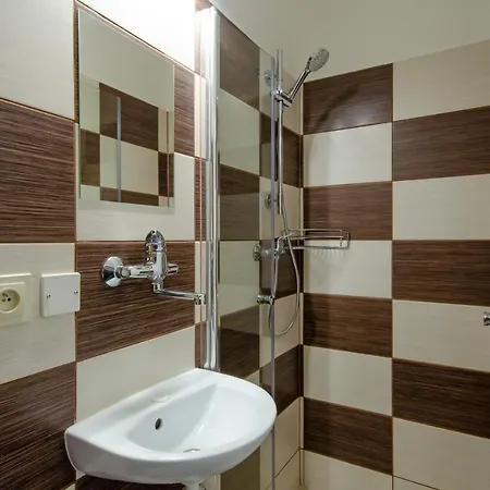 Hady Guest house *